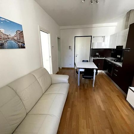 Via Milano Apartment Trieste Bagian luar foto