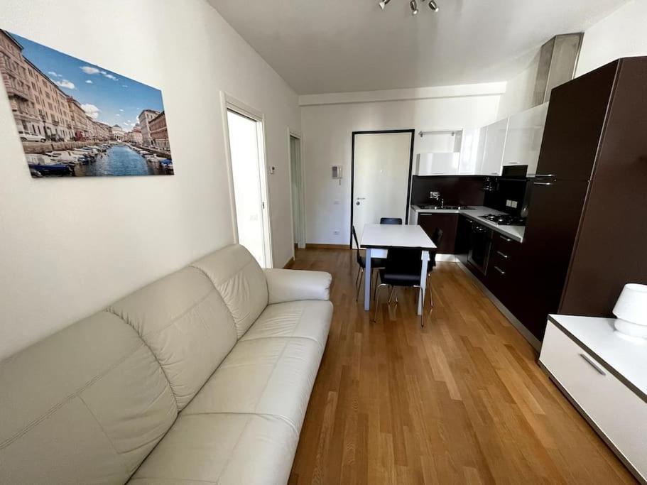 Via Milano Apartment Trieste Bagian luar foto